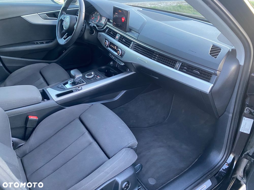 Audi A4 Avant 40 TDI quattro S tronic S line - 16
