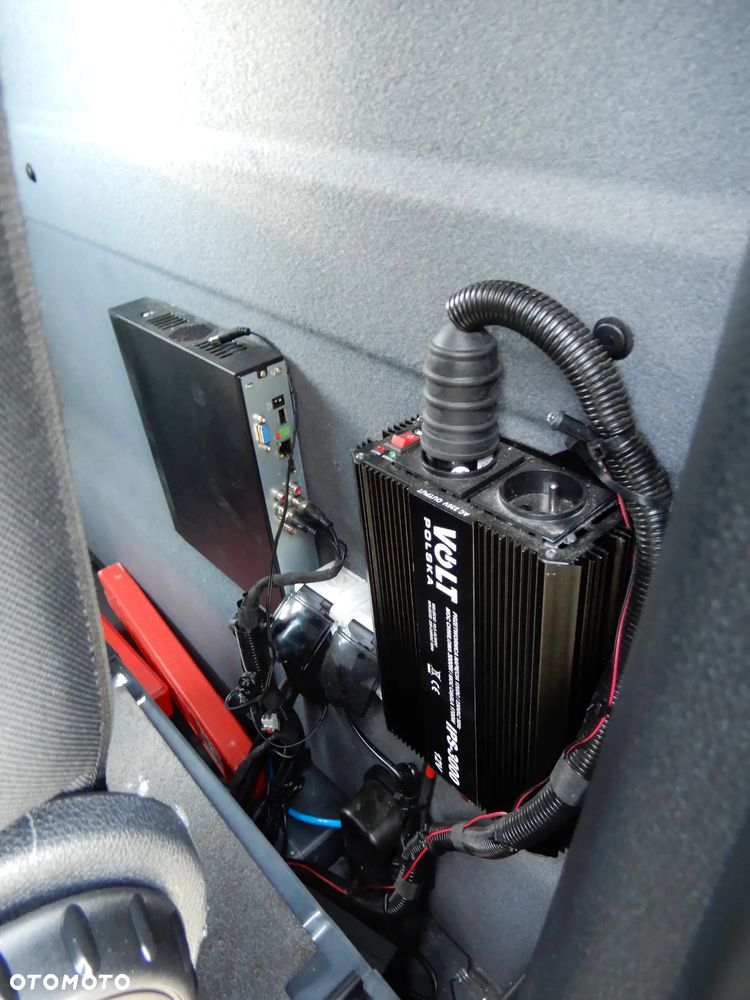 Mercedes-Benz Sprinter 319 CDI V6 3.0 CDI 190 KM Automat 7G-Tronic Auto-Sklep Food Truck Bar Smażalnia Izoterma Chłodnia Mrożnia Agregat Thermo King Zasilany Na Postoju V230 STAN NOWY JEDYNY TAKI POLECAM - 35