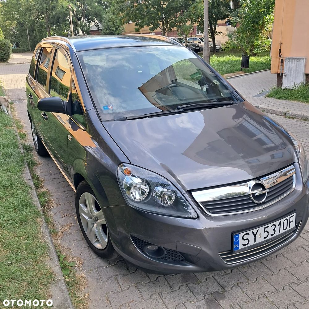 Opel Zafira 1.8 Elegance - 1