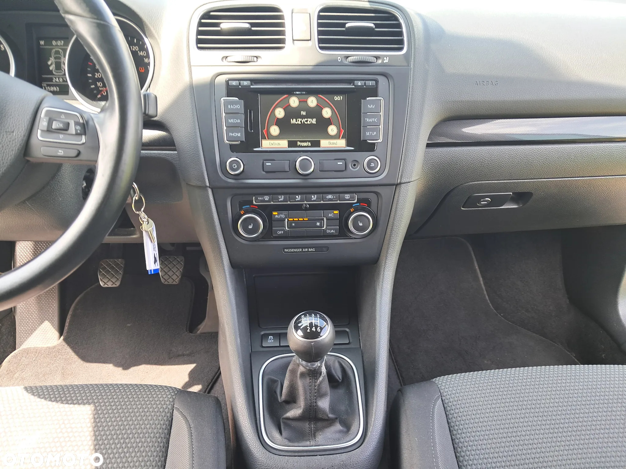 Volkswagen Golf VI 1.4 TSI Comfortline - 16