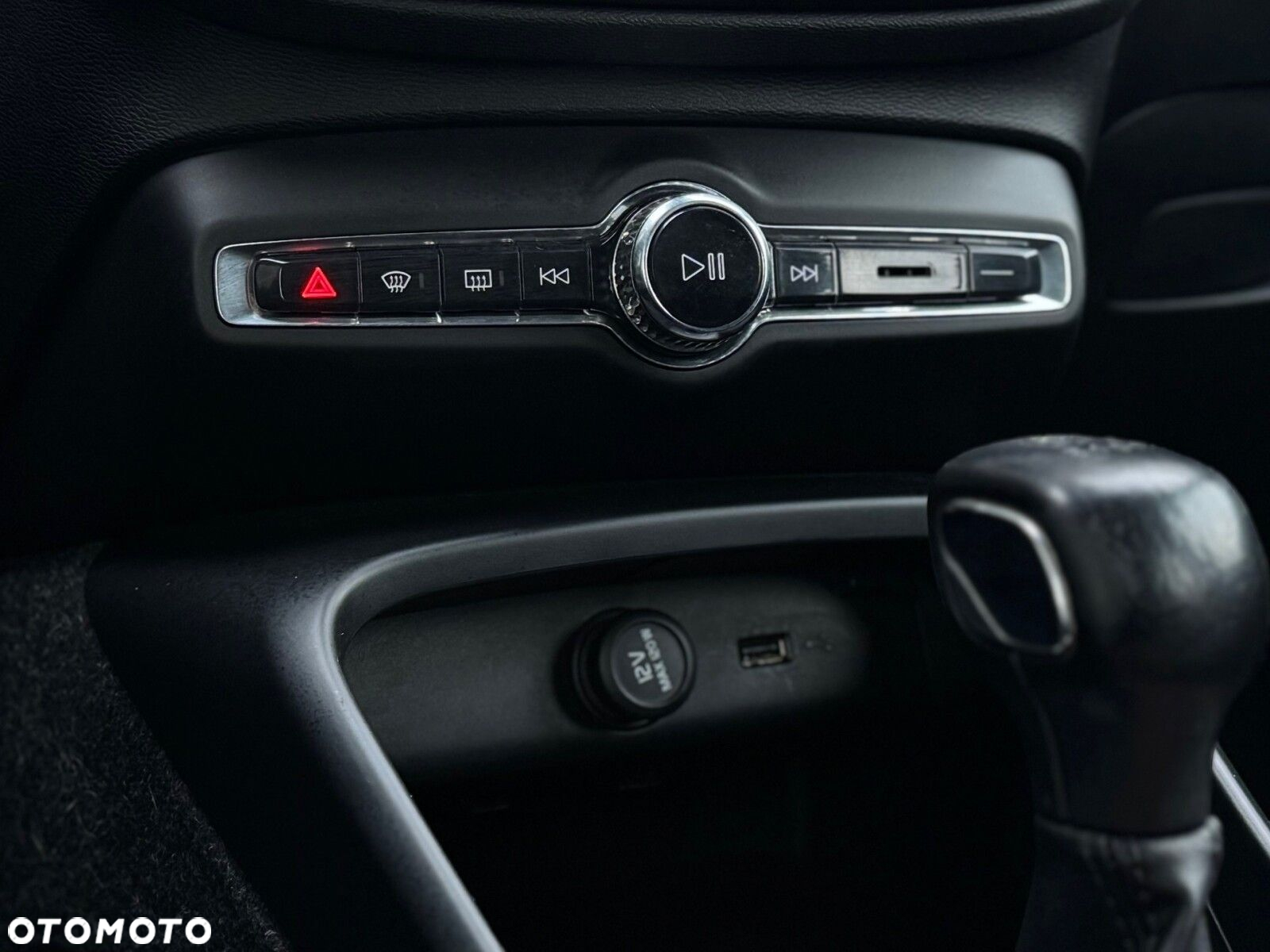 Volvo XC 40 T3 - 15