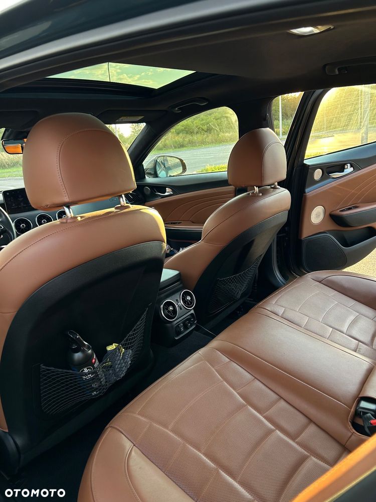 Kia Stinger 3.3 T-GDI V6 GT AWD - 22