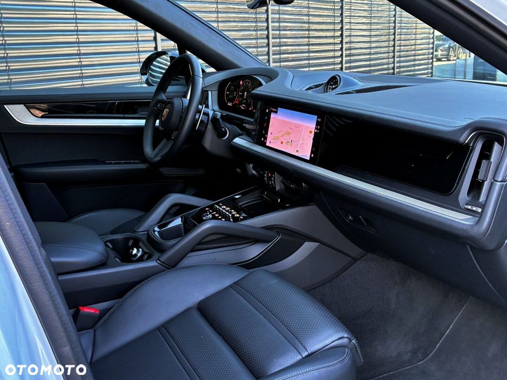 Porsche Cayenne - 38