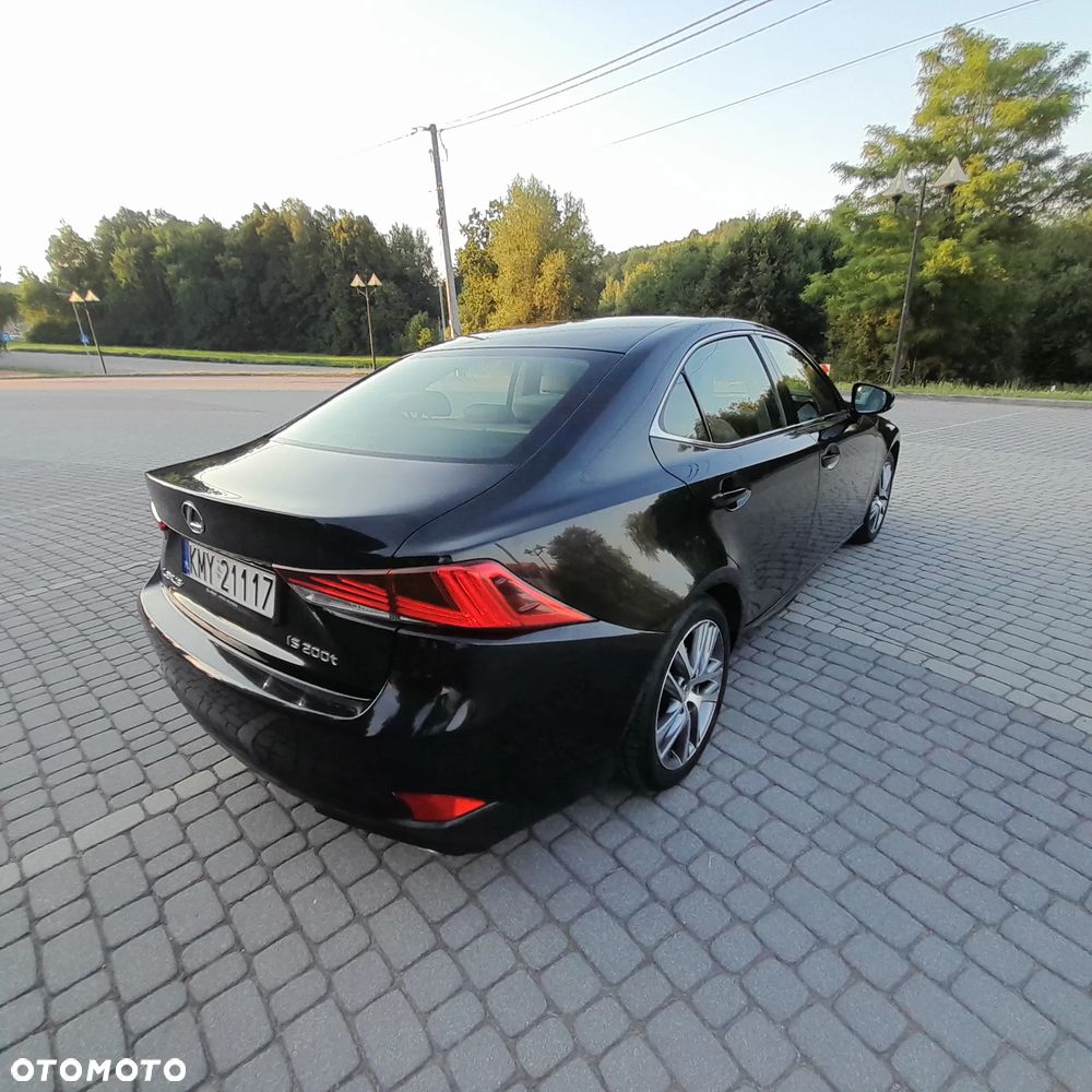 Lexus IS 200t Comfort - 28