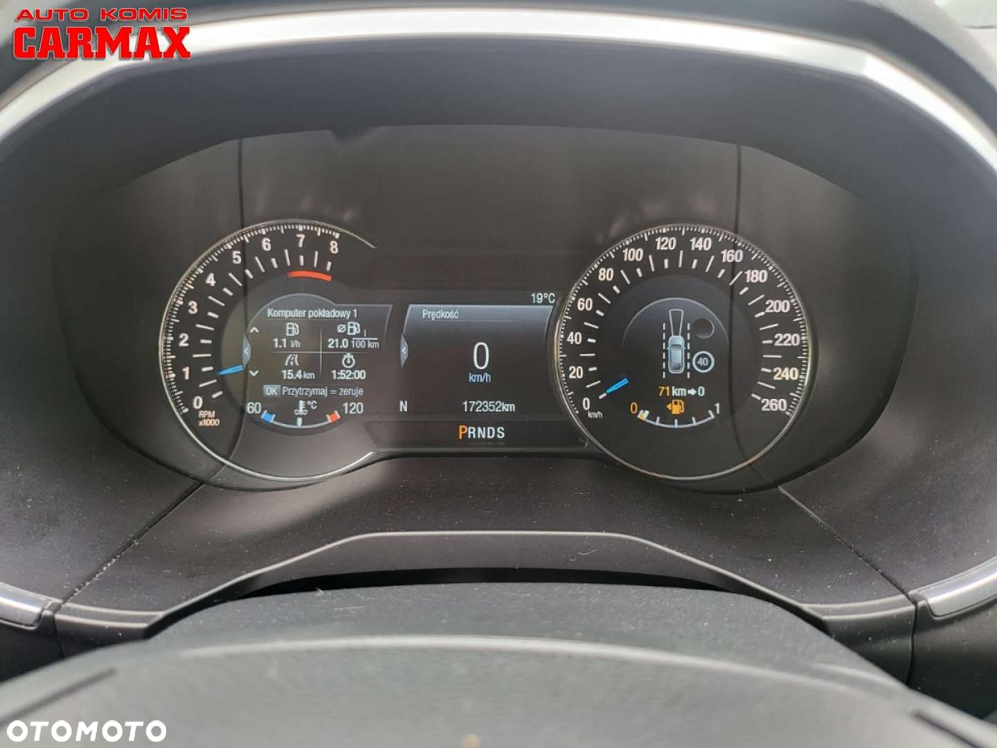 Ford S-Max - 11