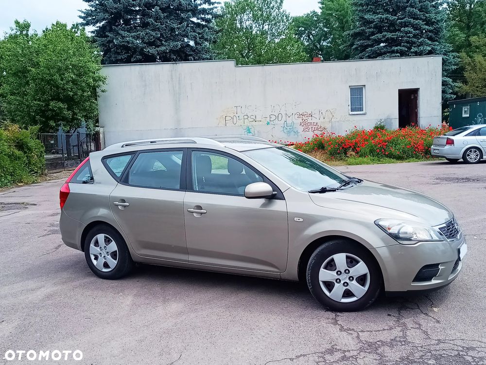 Kia Ceed 1.4 S - 6