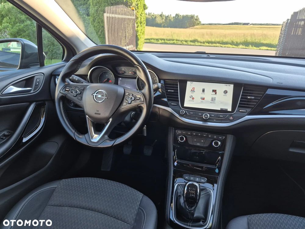 Opel Astra 1.6 CDTI Elite S&S - 13