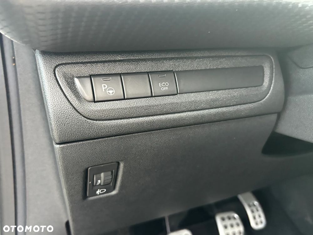 Peugeot 2008 PureTech 110 Stop&Start GT-Line Edition - 19
