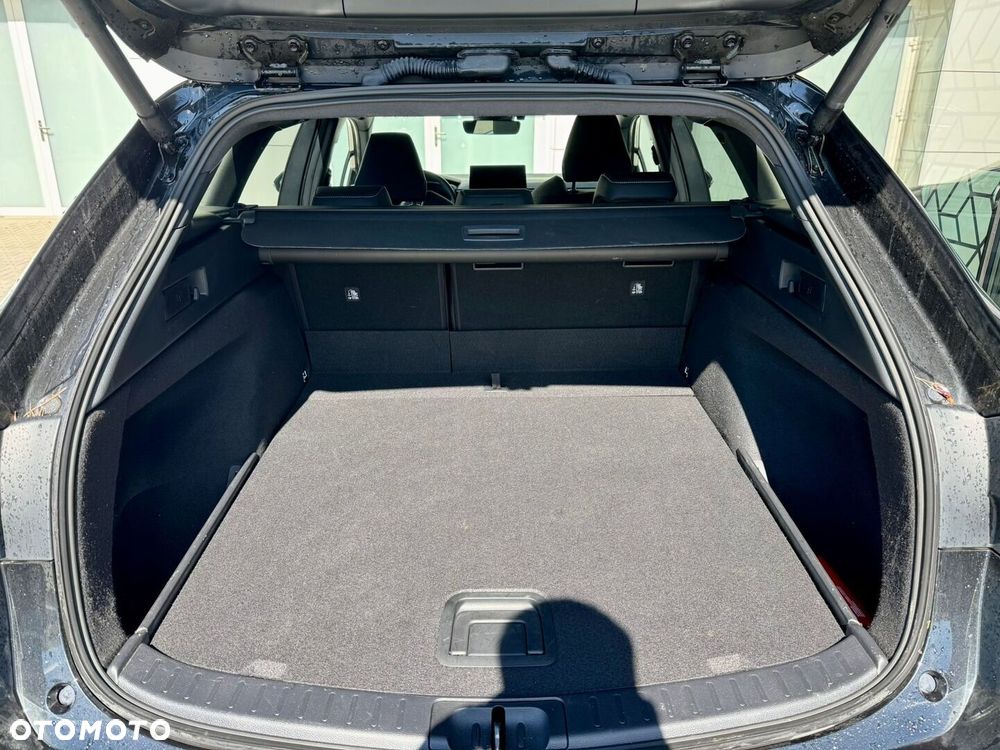 Toyota Corolla 1.8 Hybrid Style - 33