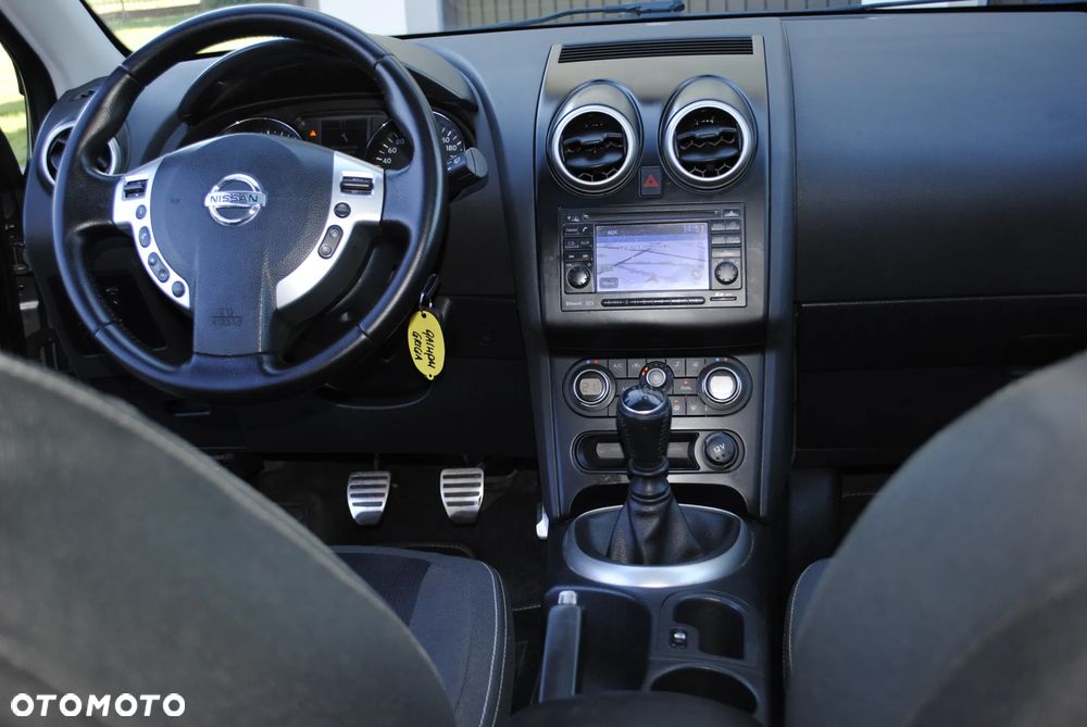 Nissan Qashqai - 16