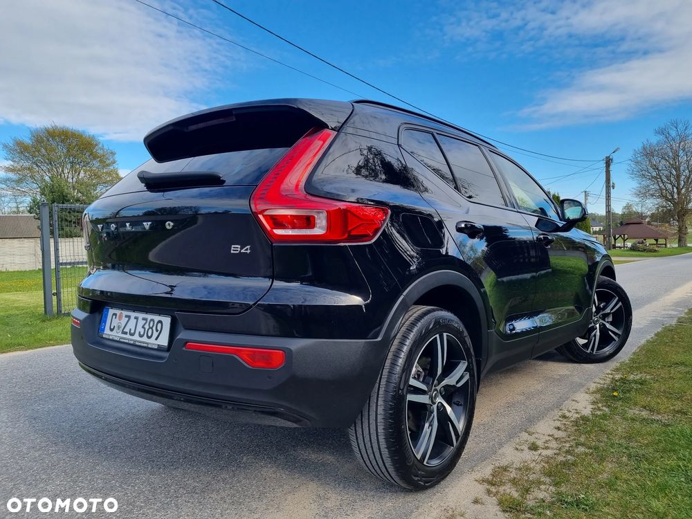 Volvo XC 40 B4 B Geartronic RDesign - 12