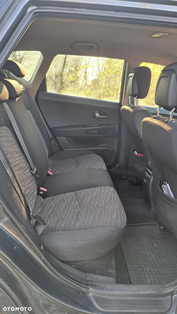 Kia Ceed 1.6 CRDi 115 Dream-Team Edition - 10