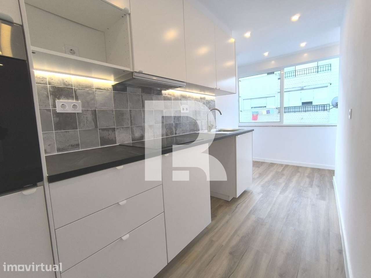 Apartamento T1 Remodelado em Odivelas - Grande imagem: 5/19
