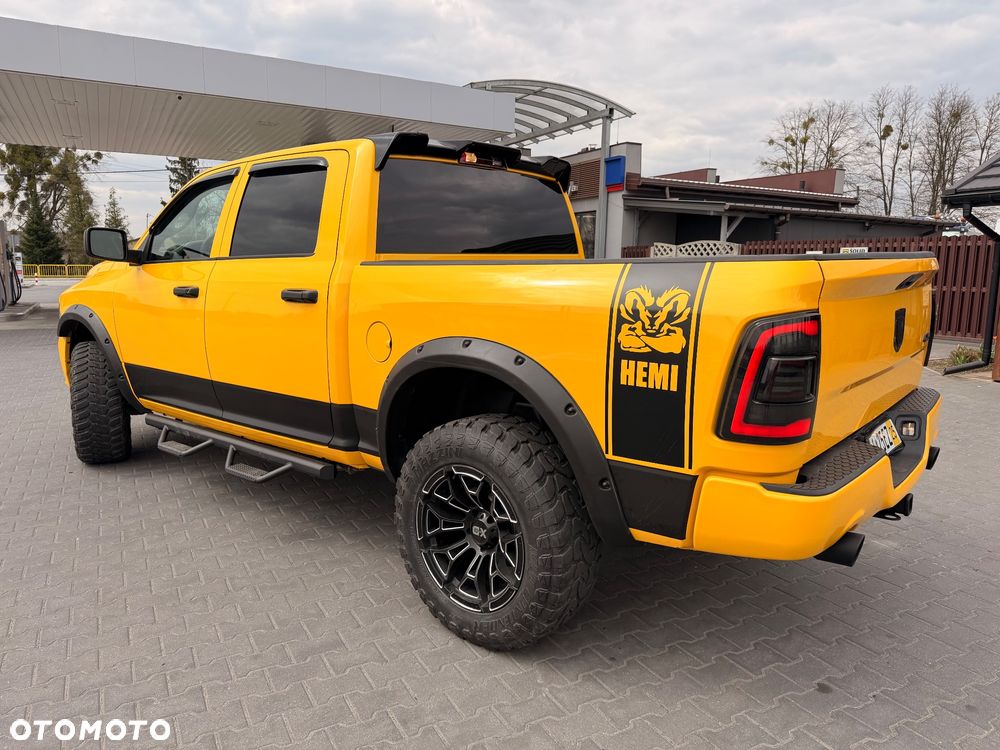 Dodge RAM - 2