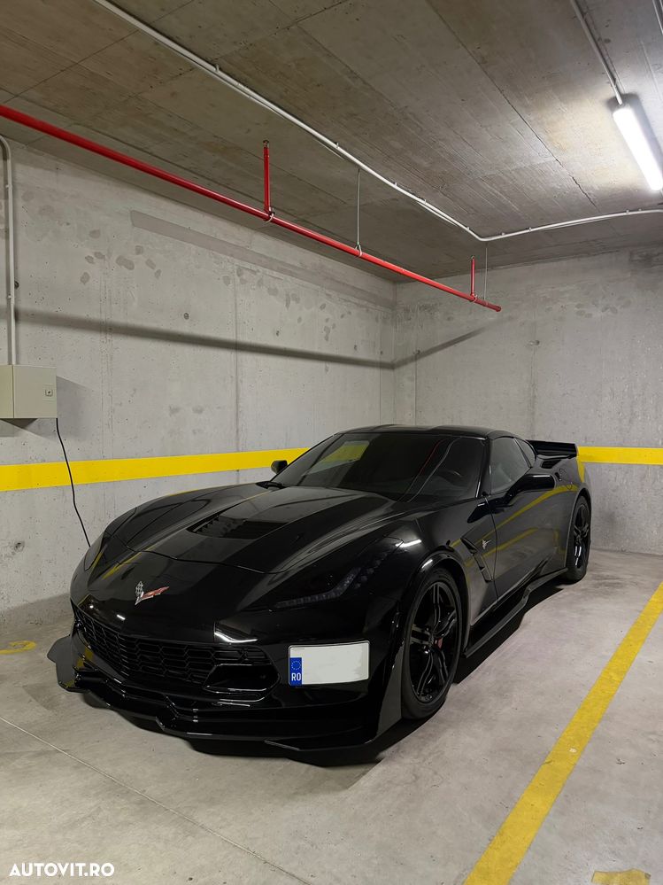Chevrolet Corvette - 8