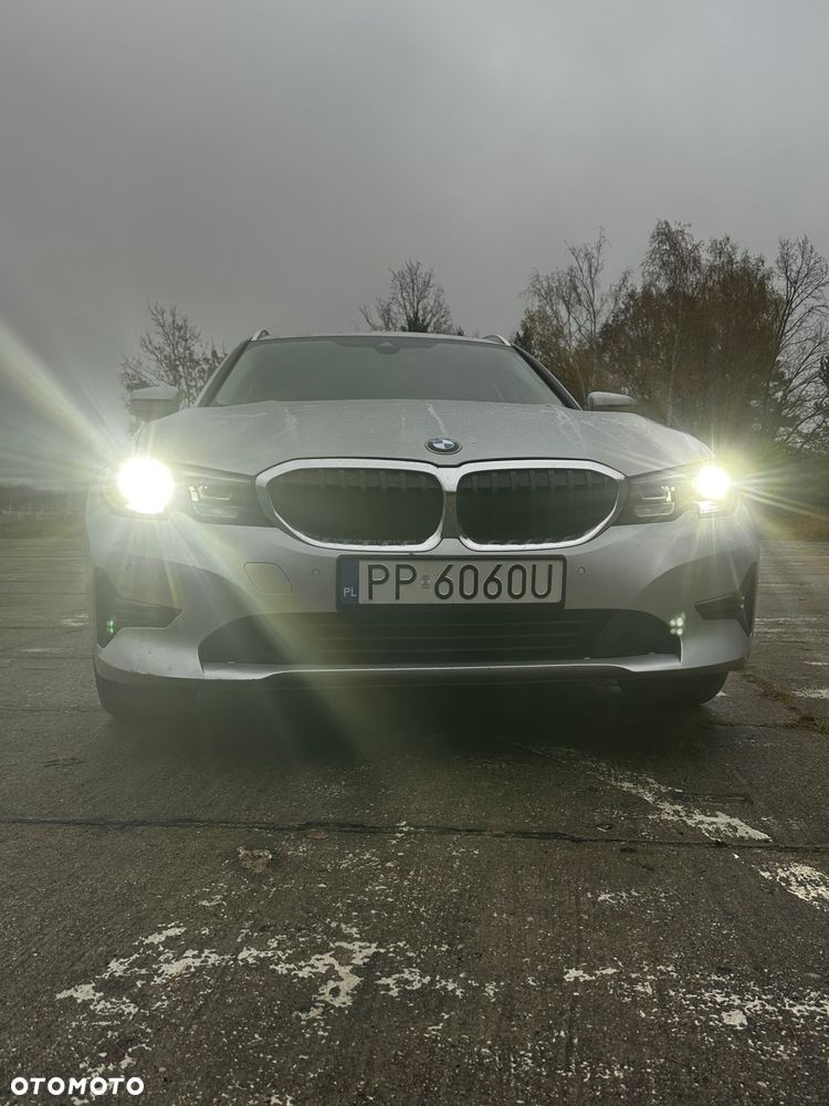BMW Seria 3 320d Advantage - 28