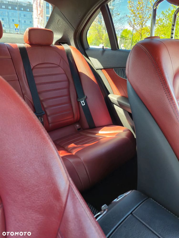 Mercedes-Benz Klasa C 300 7G-TRONIC - 2