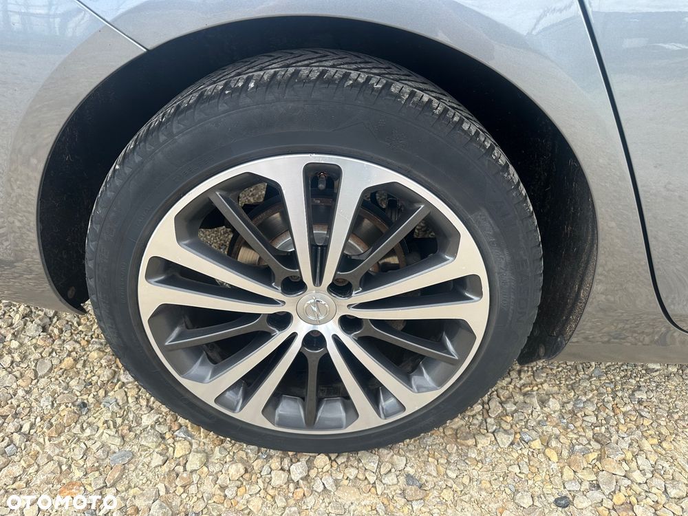 Opel Insignia 2.0 CDTI Cosmo - 40