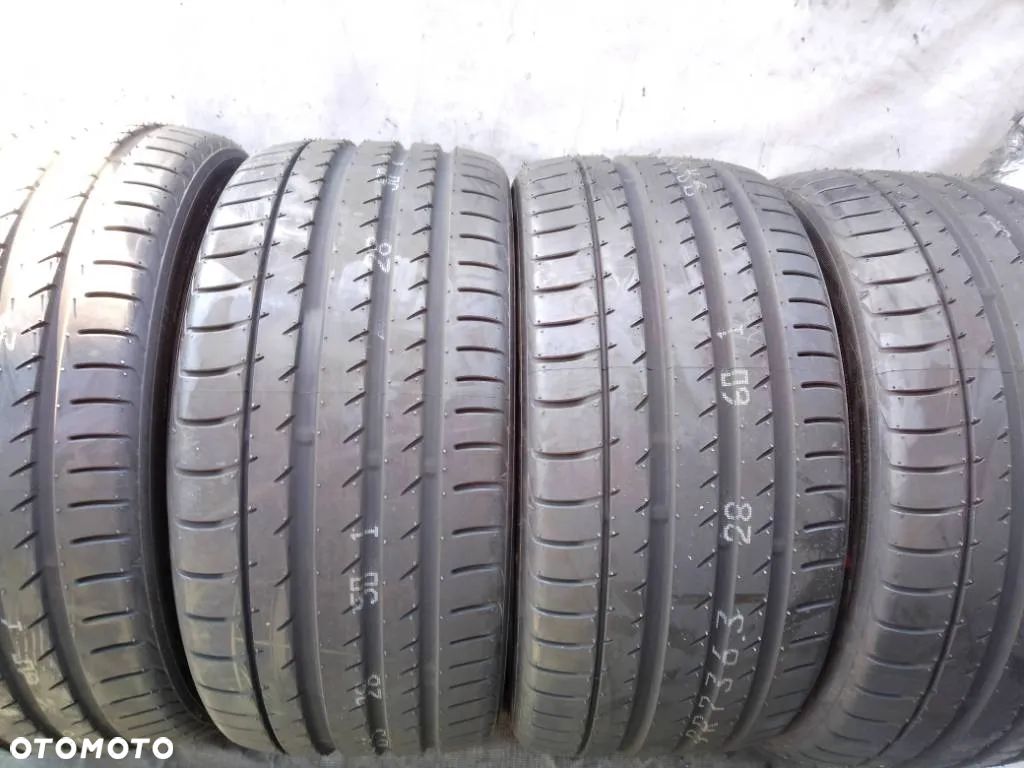 Yokohama Advan Sport V105  265/35 ZR19 98Y 2024 - 1
