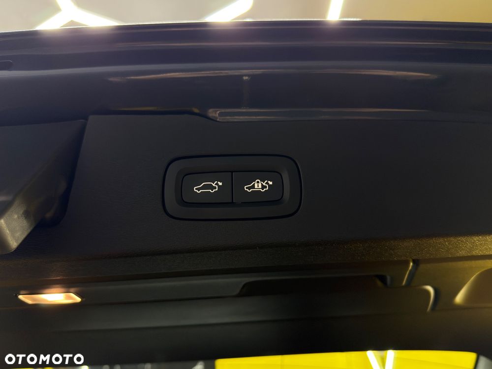 Volvo V60 Cross Country T5 AWD Geartronic - 9