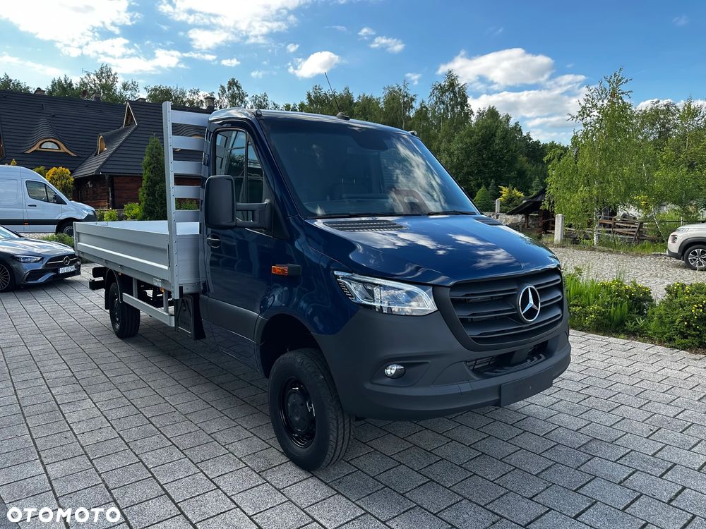 Mercedes-Benz Sprinter 319 CDI Pro długi 4x4 z zabudową skrzyniową - 3