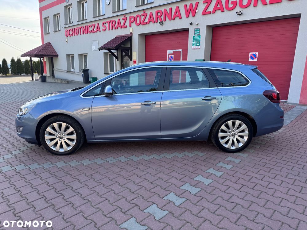 Opel Astra 1.4 Turbo Cosmo - 14