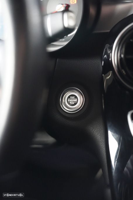 Mercedes-Benz GLC 300 e Coupe 4Matic 9G-TRONIC Avantgarde Advanced - 28