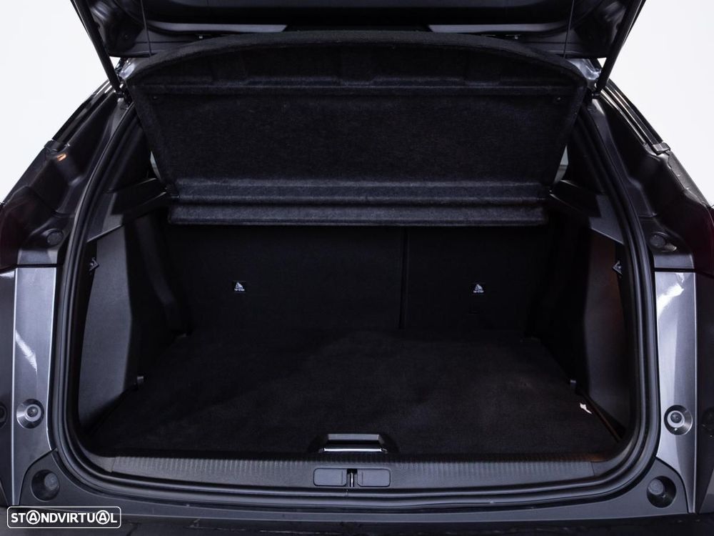 Peugeot 2008 1.2 PureTech GT EAT8 - 13