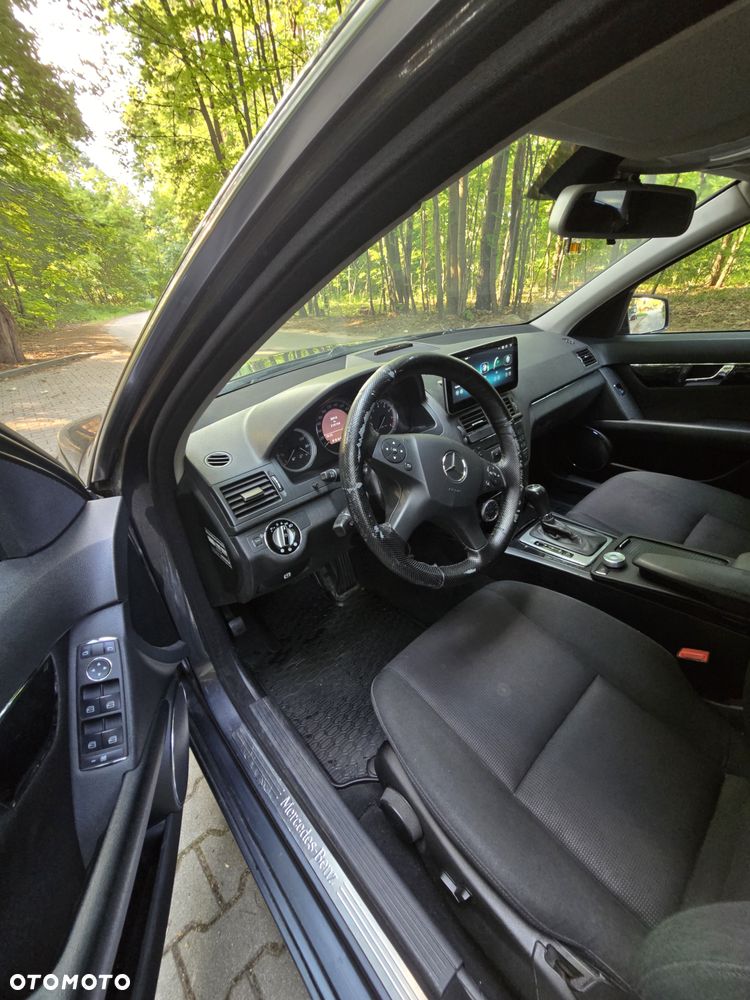 Mercedes-Benz Klasa C 180 Kompressor Automatik BlueEFFICIENCY - 19
