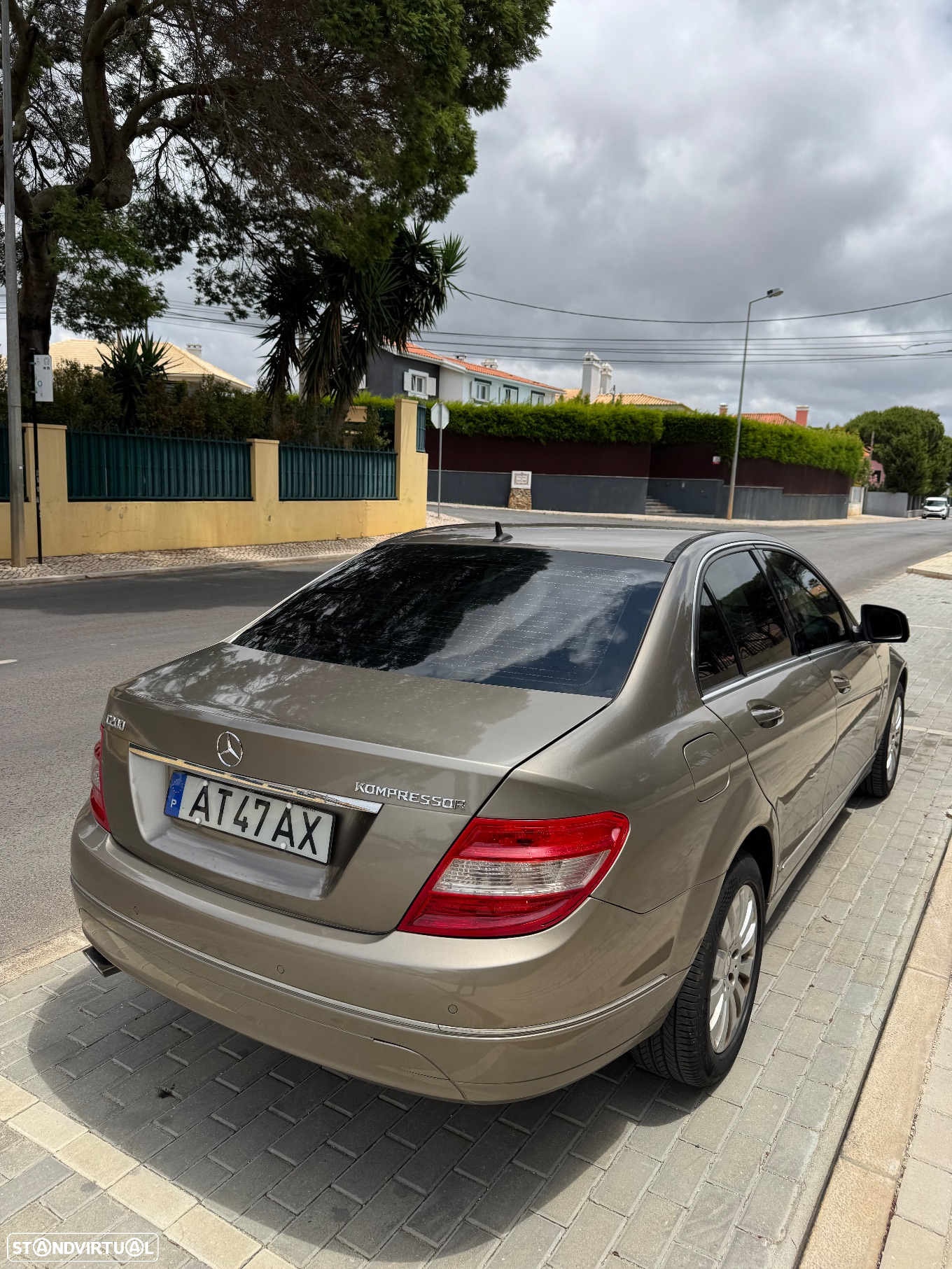 Mercedes-Benz C 200 K Elegance Aut. - 2