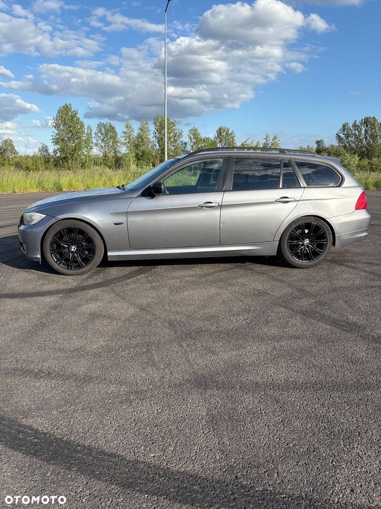 BMW Seria 3 318d - 3