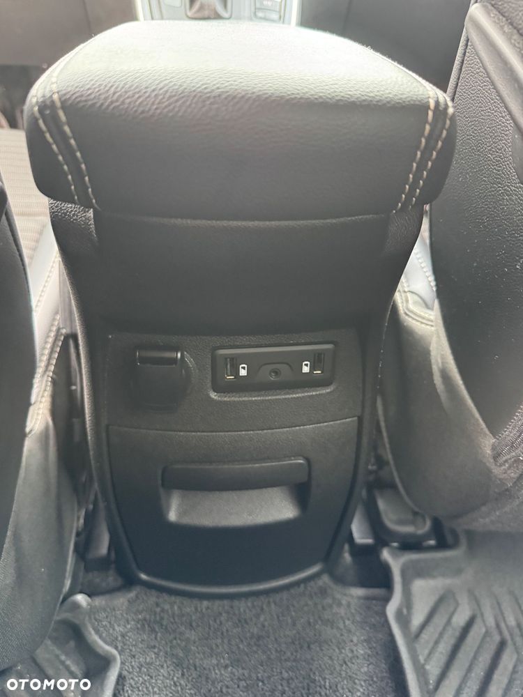 Renault Scenic 1.3 TCe Energy Intens EDC - 31
