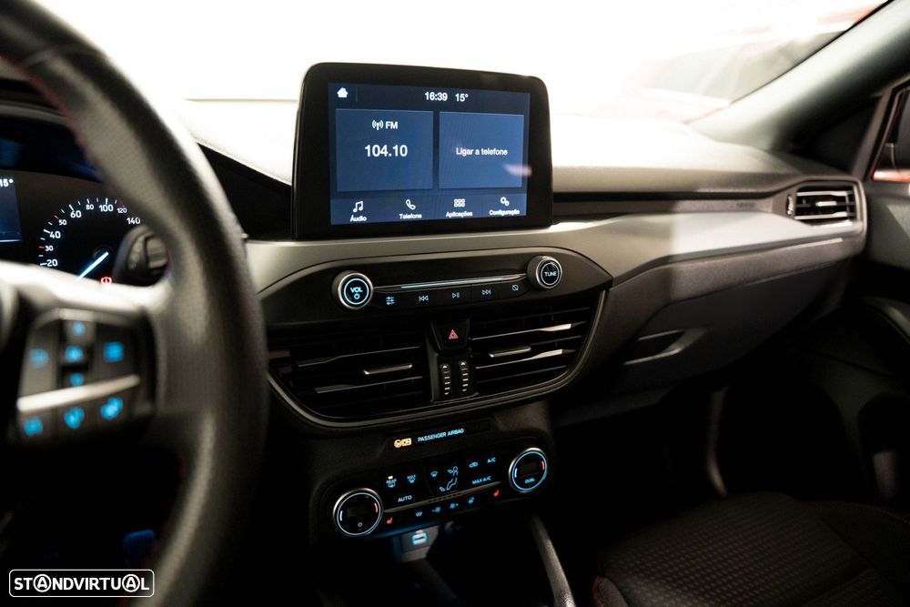 Ford Focus 1.0 EcoBoost MHEV ST-Line - 5