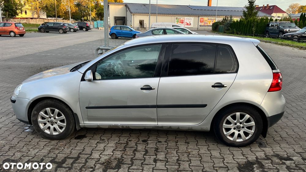 Volkswagen Golf V 1.6 FSI Comfortline Tiptr - 3