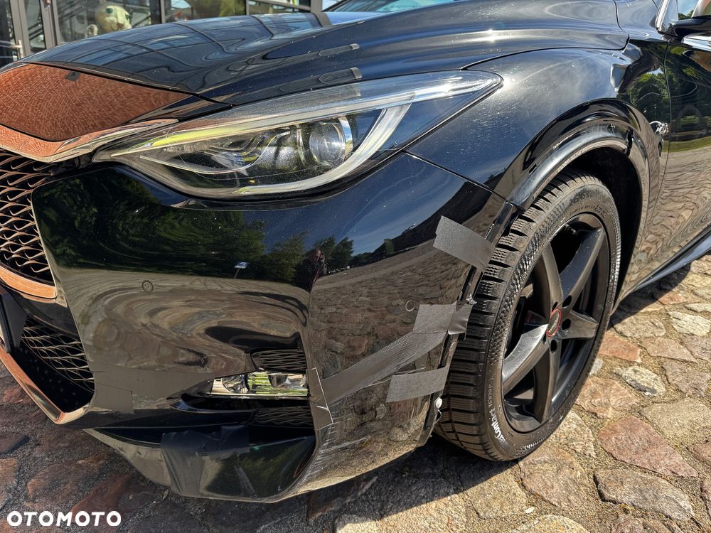 Infiniti Q30 2.0t DCT AWD Sport - 13