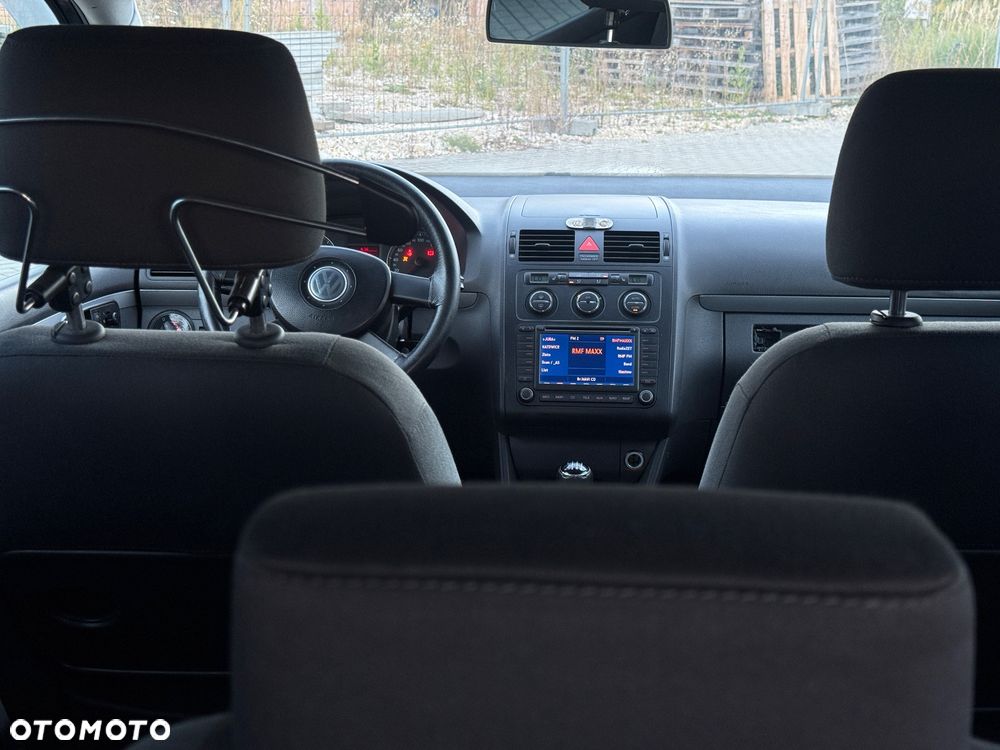 Volkswagen Touran 2.0 TDI DPF Highline - 22