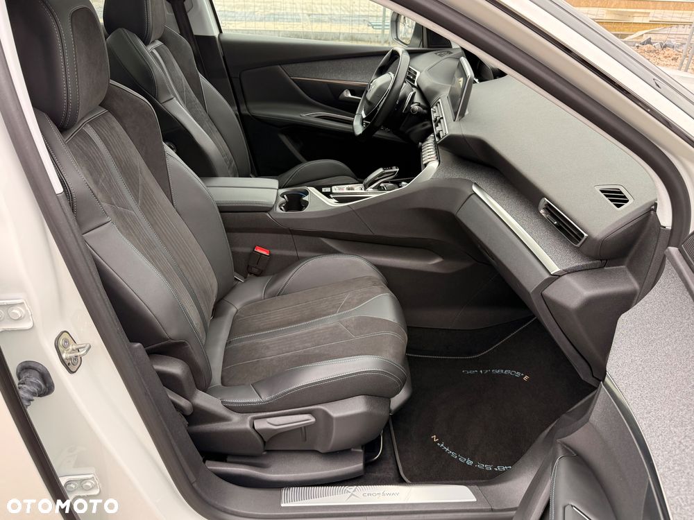 Peugeot 3008 1.6 PureTech GPF Crossway S&S EAT8 - 23