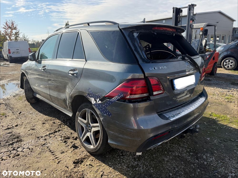 Mercedes-Benz Gle 2017 photo 2