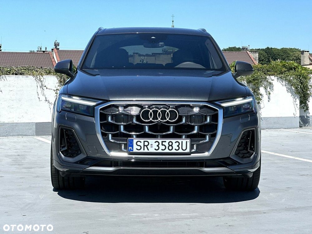 Audi Q7 - 7