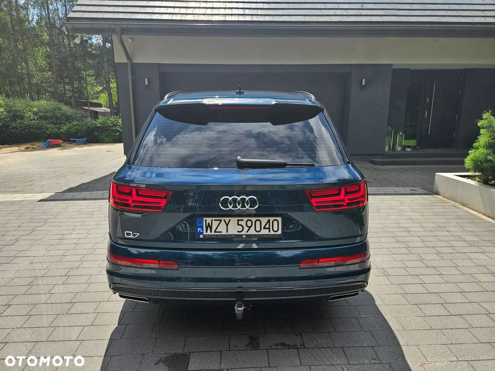 Audi Q7 50 TDI mHEV Quattro Black Edition Tiptr - 16