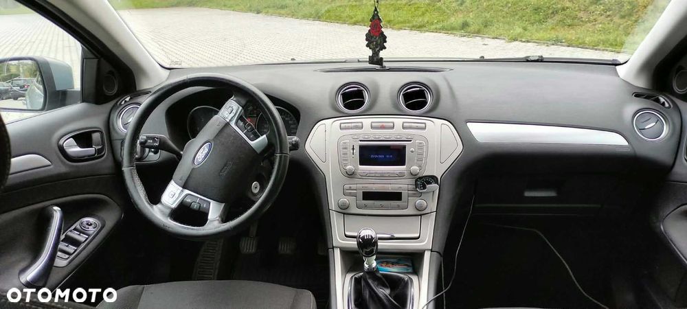 Ford Mondeo - 5