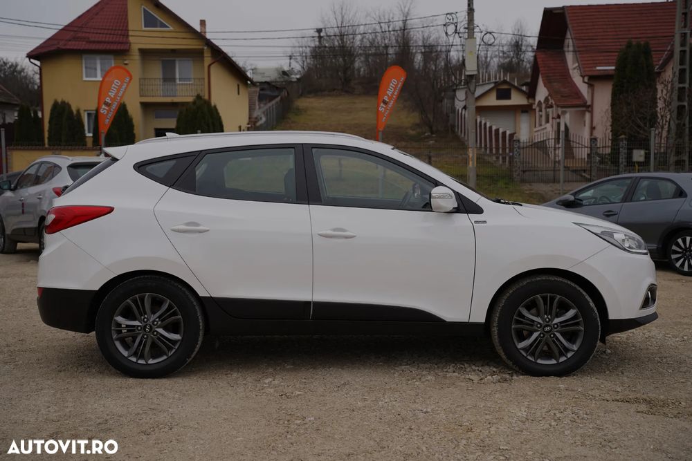 Hyundai ix35 2.0 CRDI 4WD Comfort - 2