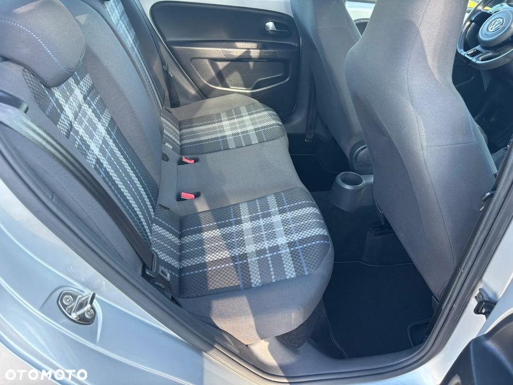 Volkswagen up! club - 7