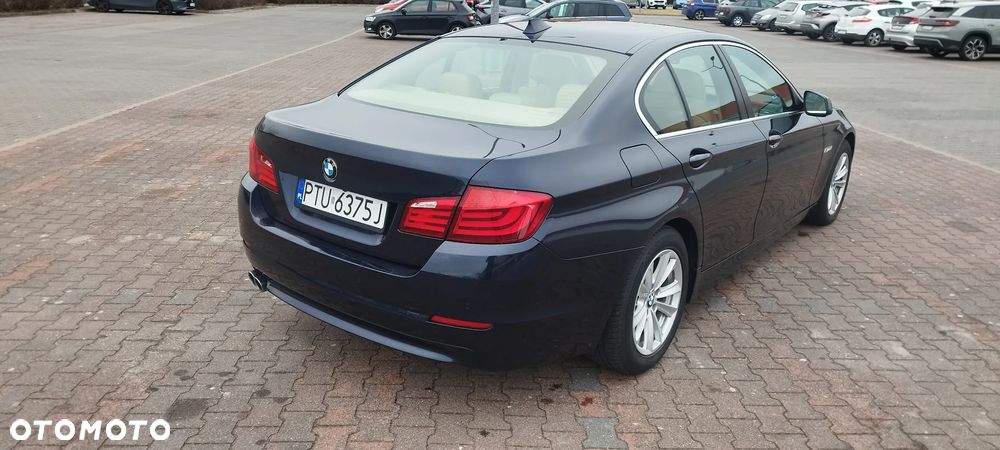 BMW Seria 5 525d - 5