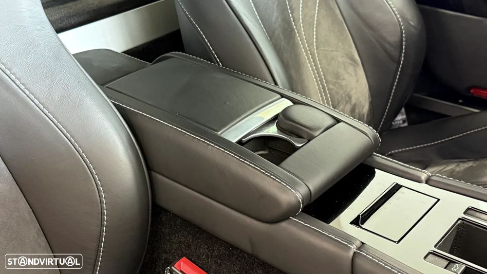 Aston Martin Vantage Coupe V8 S Sportshift - 31