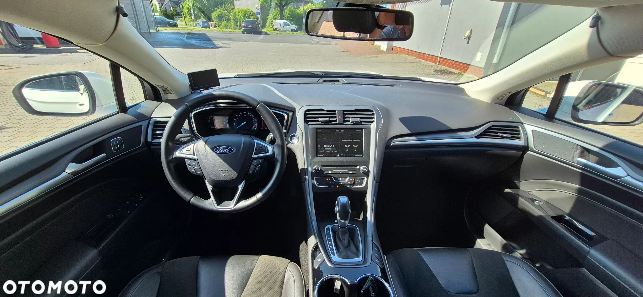 Ford Mondeo 2.0 Hybrid Titanium - 13