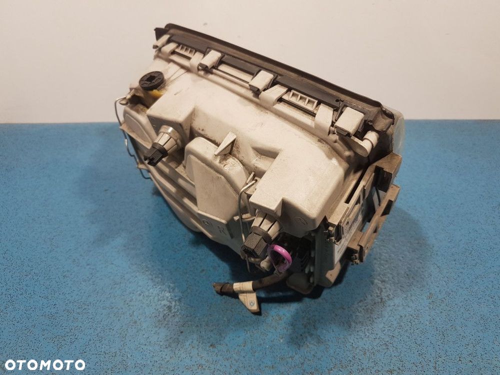 MERCEDES-BENZ C180 W202 REFLEKTOR PRAWY - 4