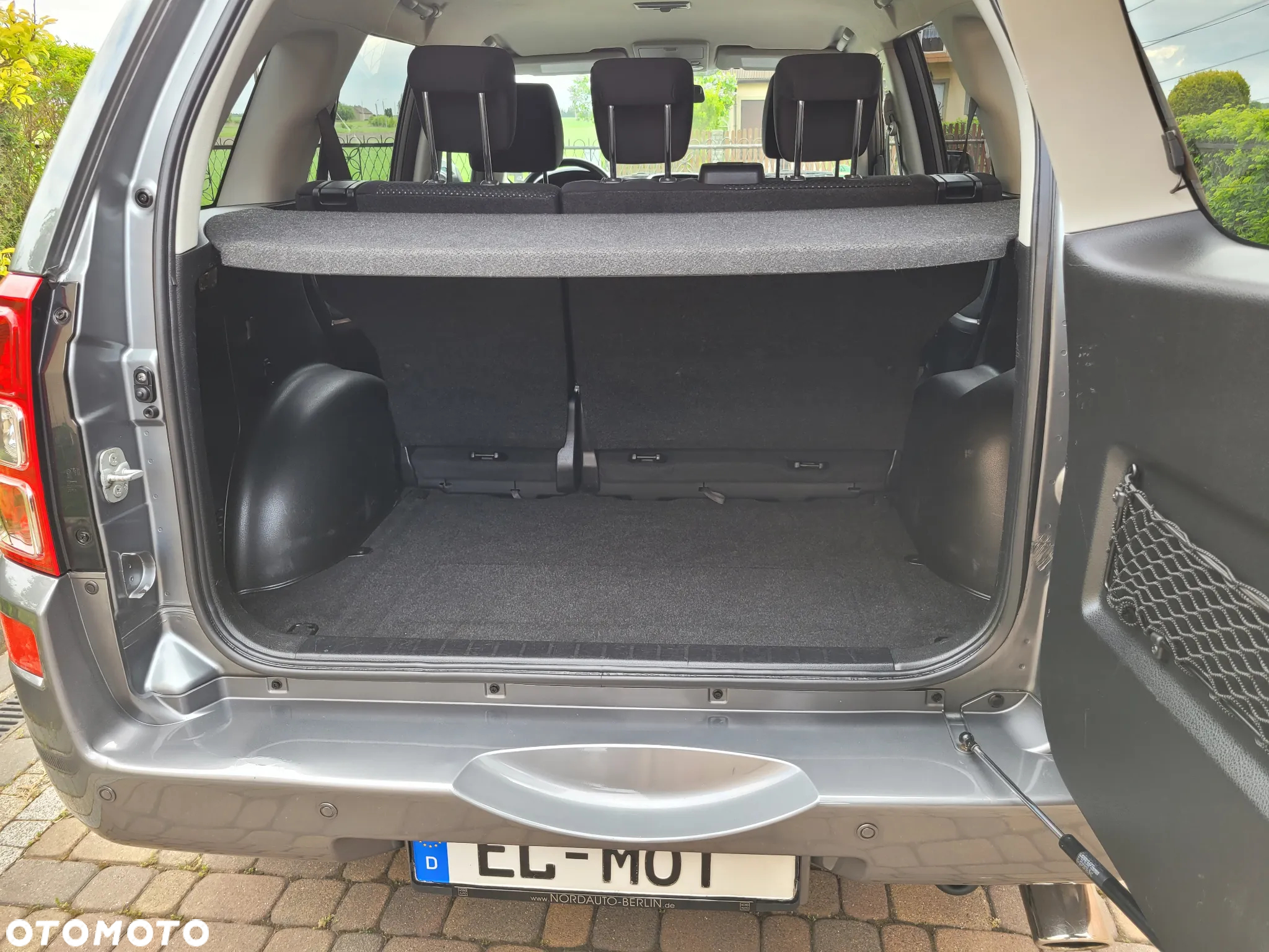 Suzuki Grand Vitara 2.0 Comfort + - 28
