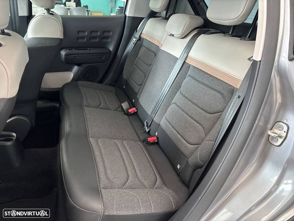 Citroën C3 1.2 PureTech Shine - 10