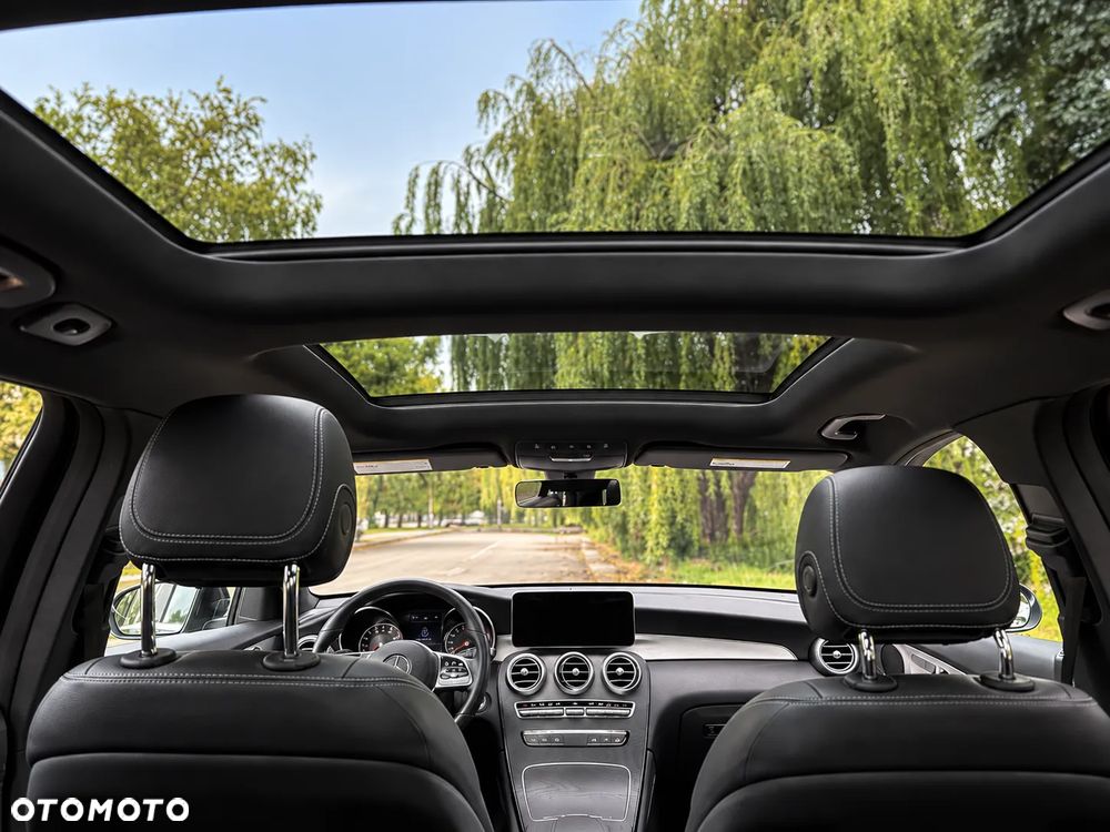 Mercedes-Benz GLC - 25